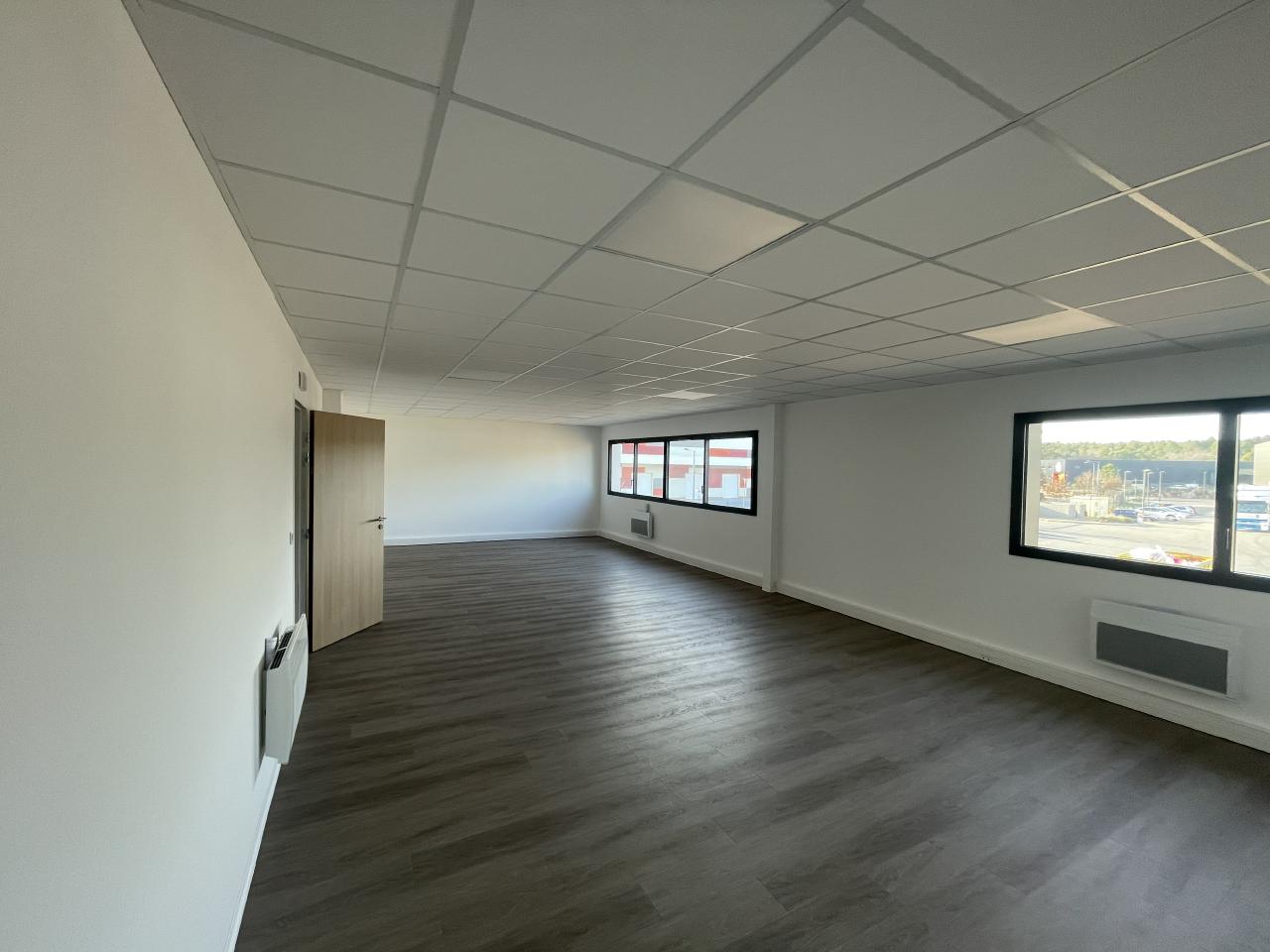 Local d'activité Brignoles 3383m² Location local d'activité Brignoles Var OLACT2310649 9